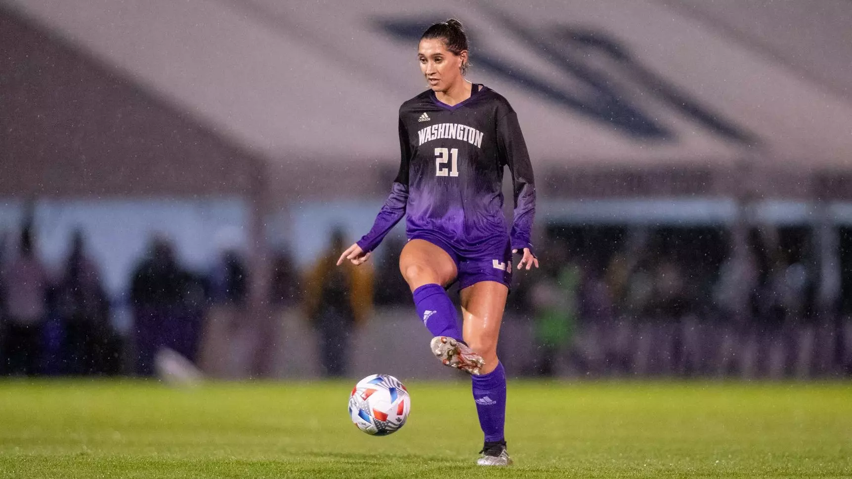 人表现尤为 人表现尤为